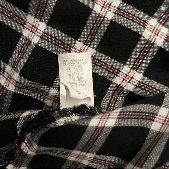 ✨3 for $19✨J. Jill Plaid Long Sleeves w Pockets - Picture 6 of 9